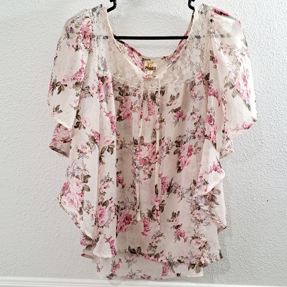 Mudd Pink Flowy Sheer Blouse Junior's Size Large